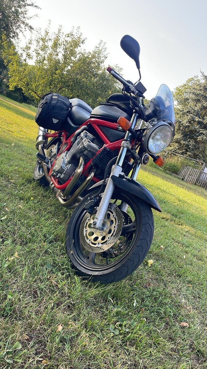 Prodám Suzuki bandit gsf 600 - 9