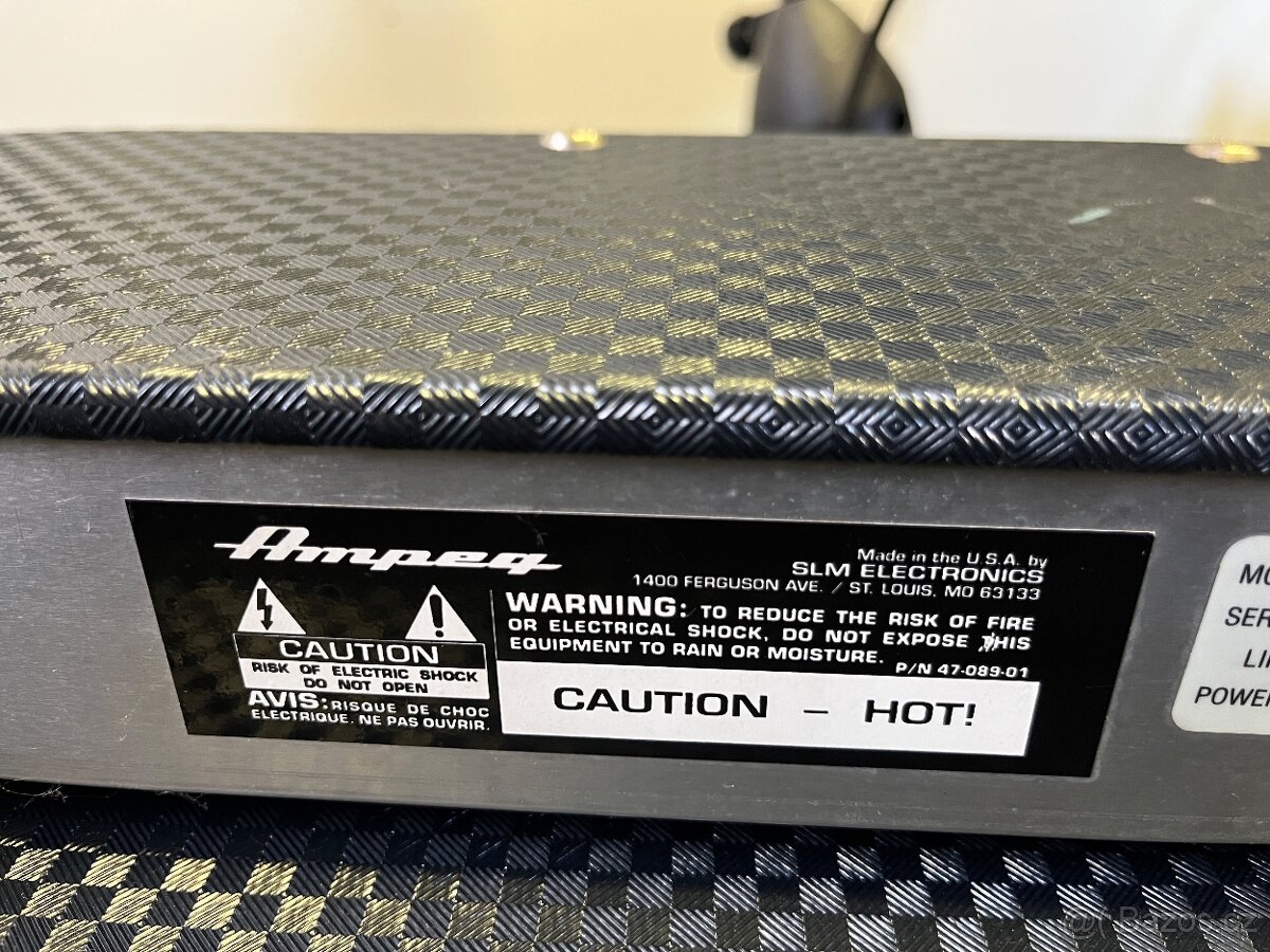 Ampeg B-100R - 9
