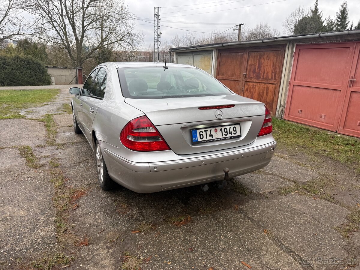 Mercedes Benz W211 270CDi - 9