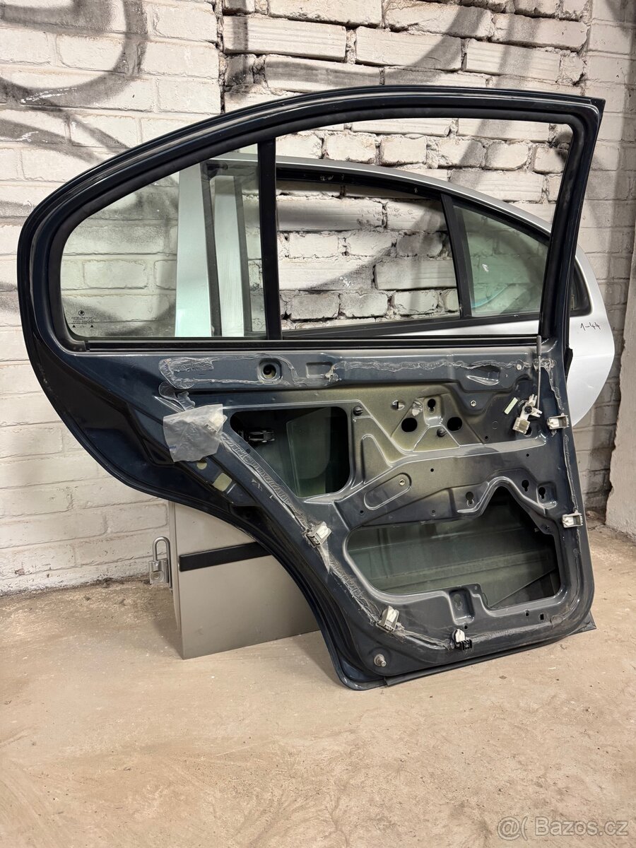Škoda Octavia 1, sedan, LZ dveře - 9