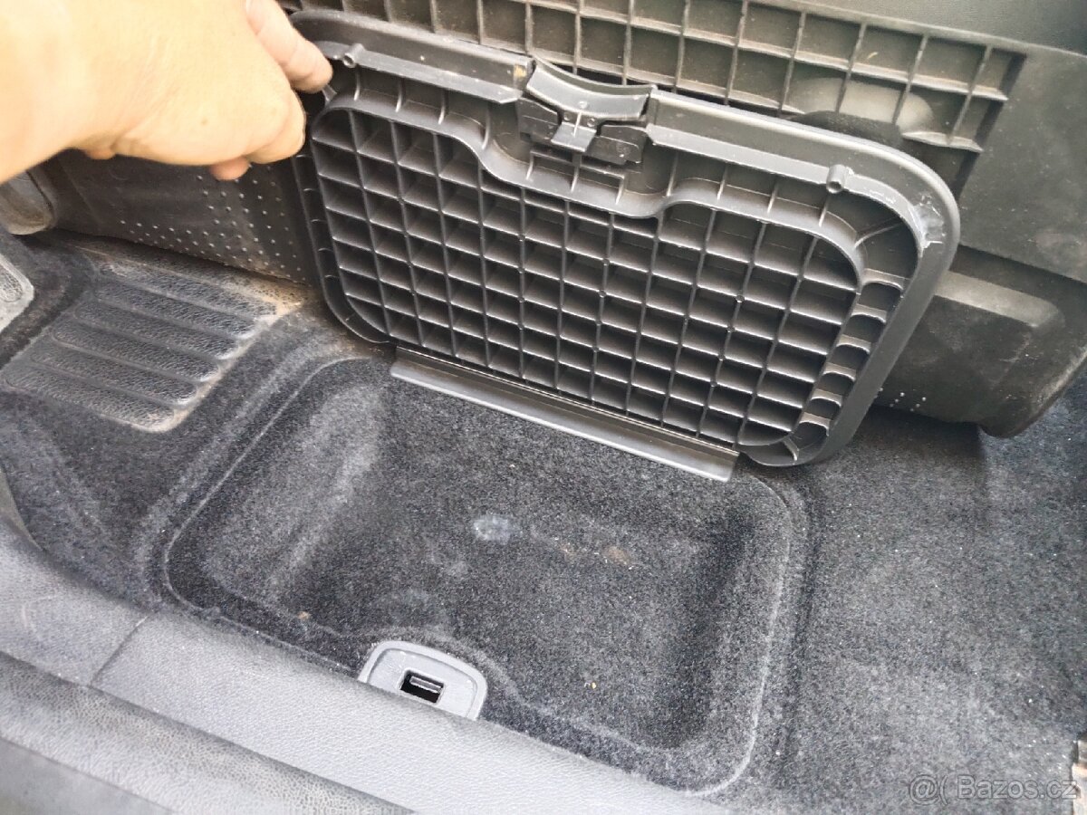 Renault Megane grand tour lll - 9