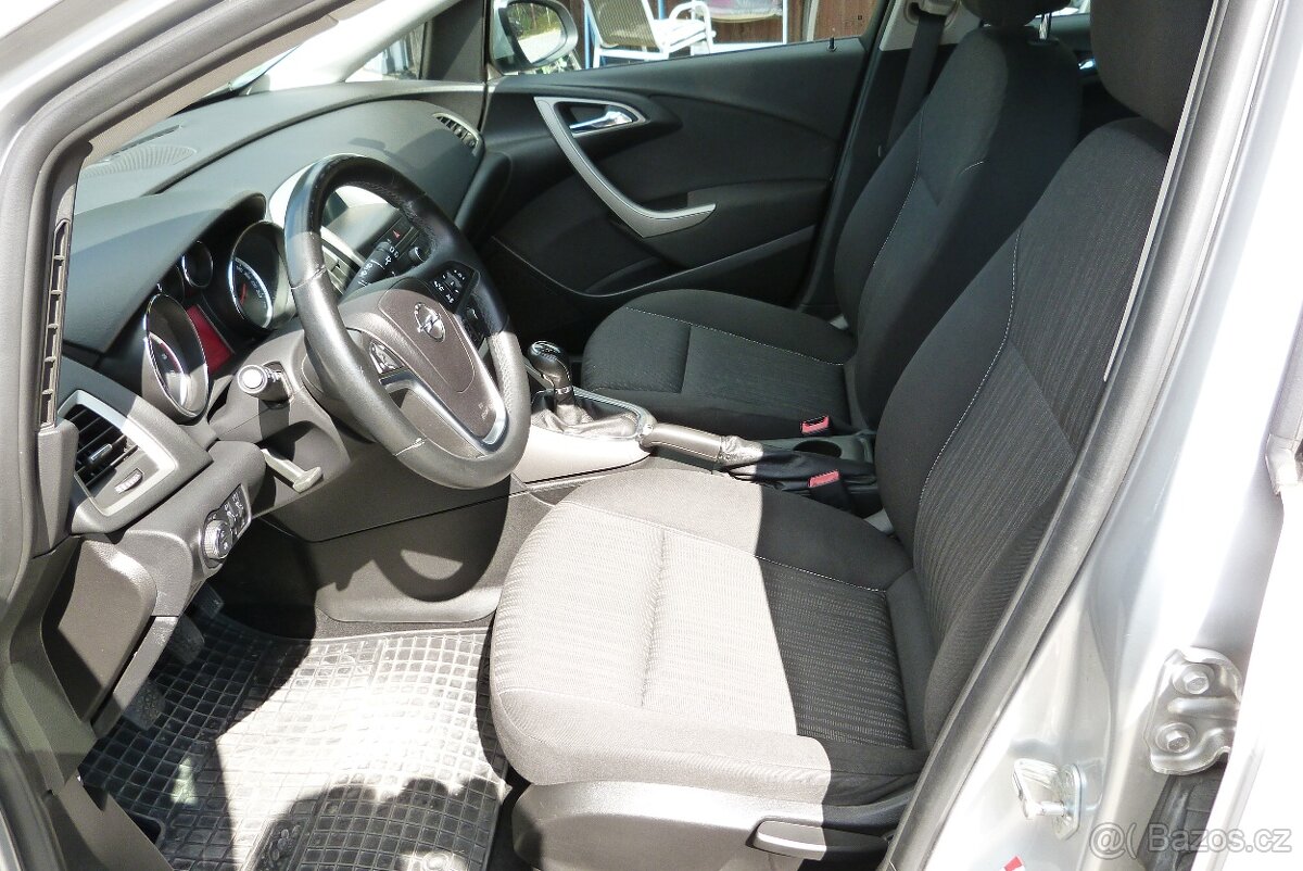 Opel Astra 1.4i Turbo 103 kw - 9