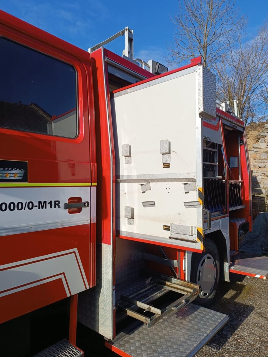 Hasičské auto - požární vozidlo - 9