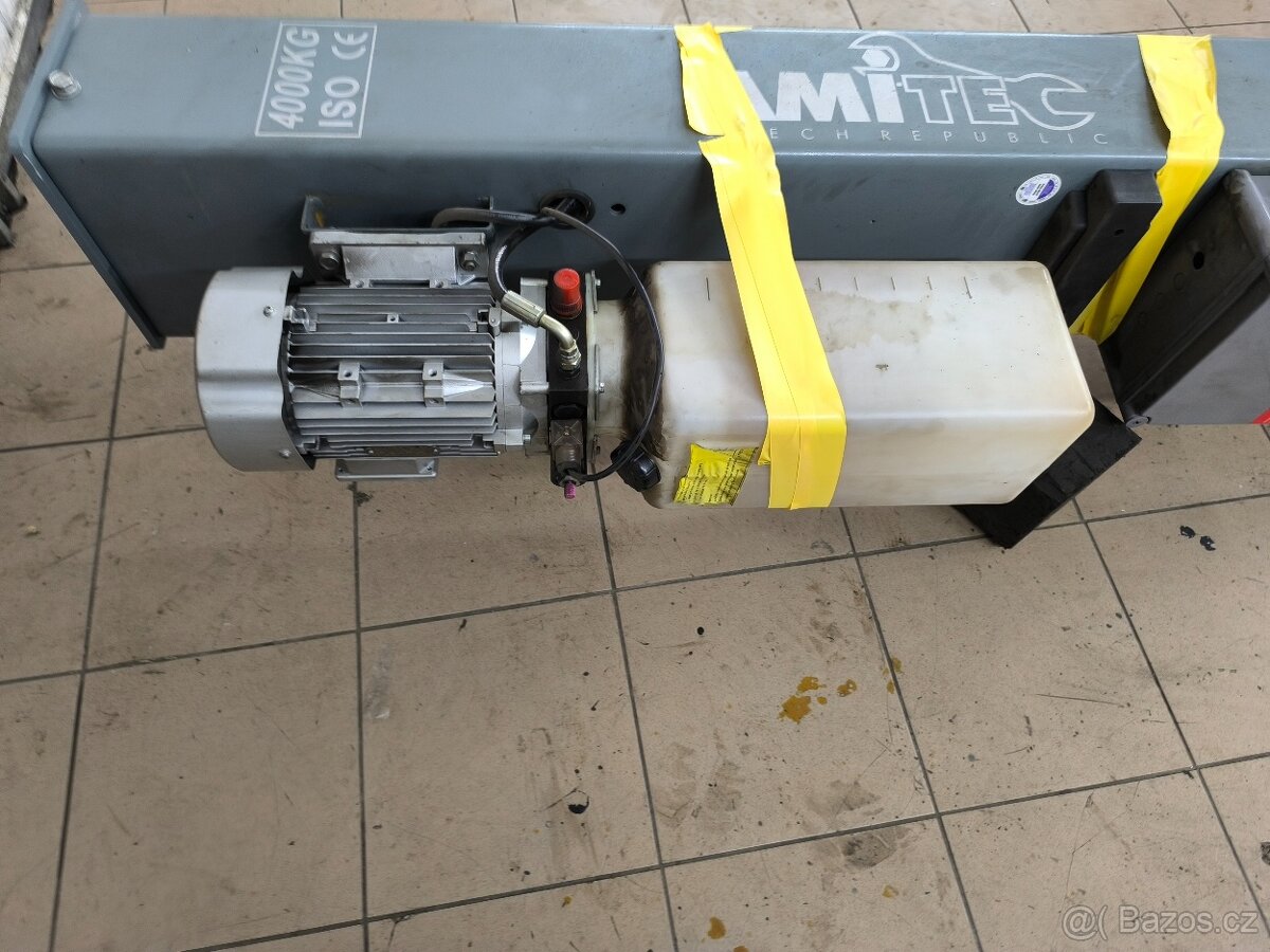 Prodám zvedák 4t - 9