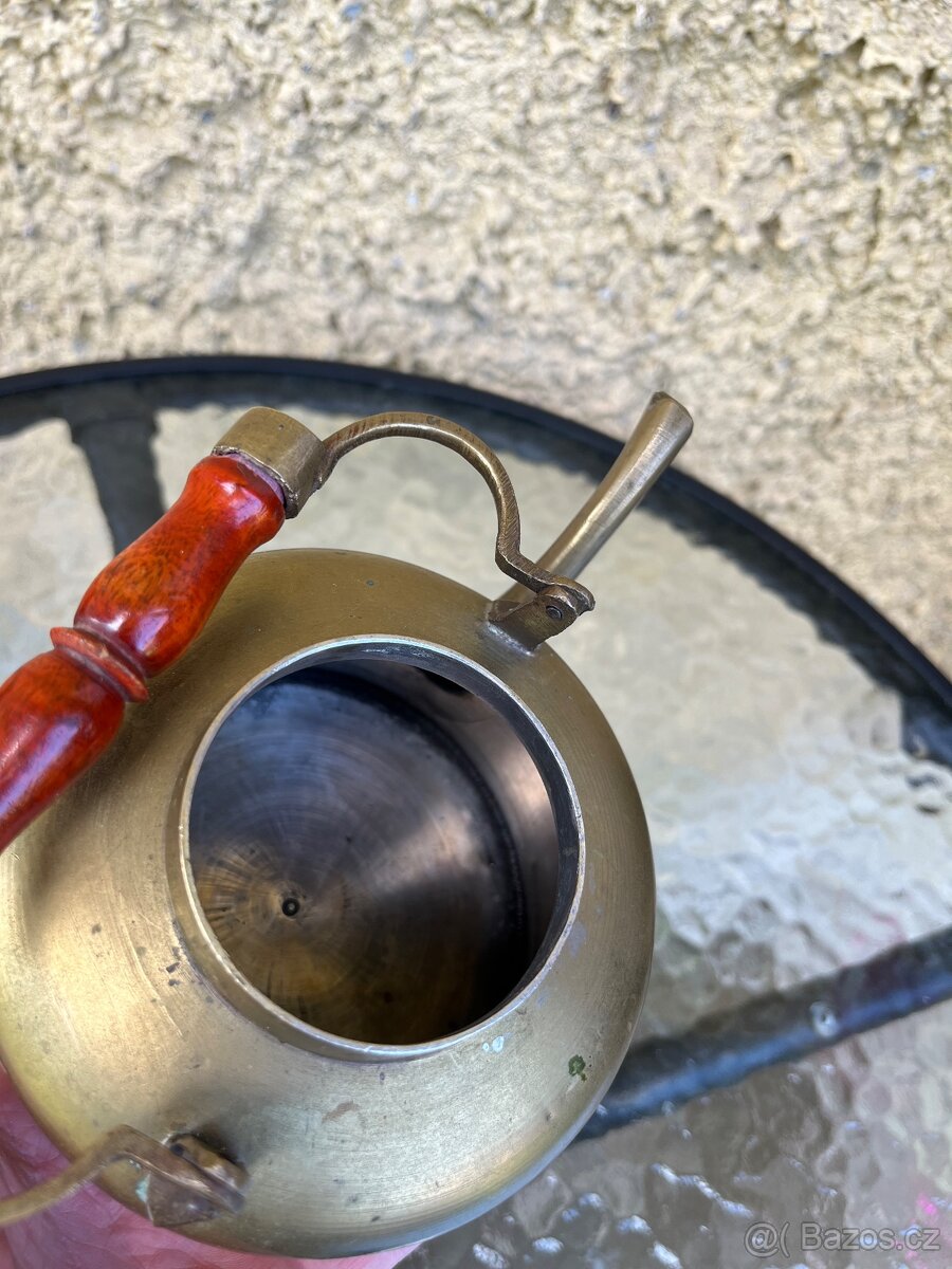 Stará mosazná konvička - 9