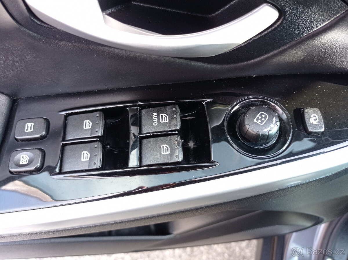 SsangYong Korando 2.0 D Výhřev/1MAJ/Serv.kniha - 9