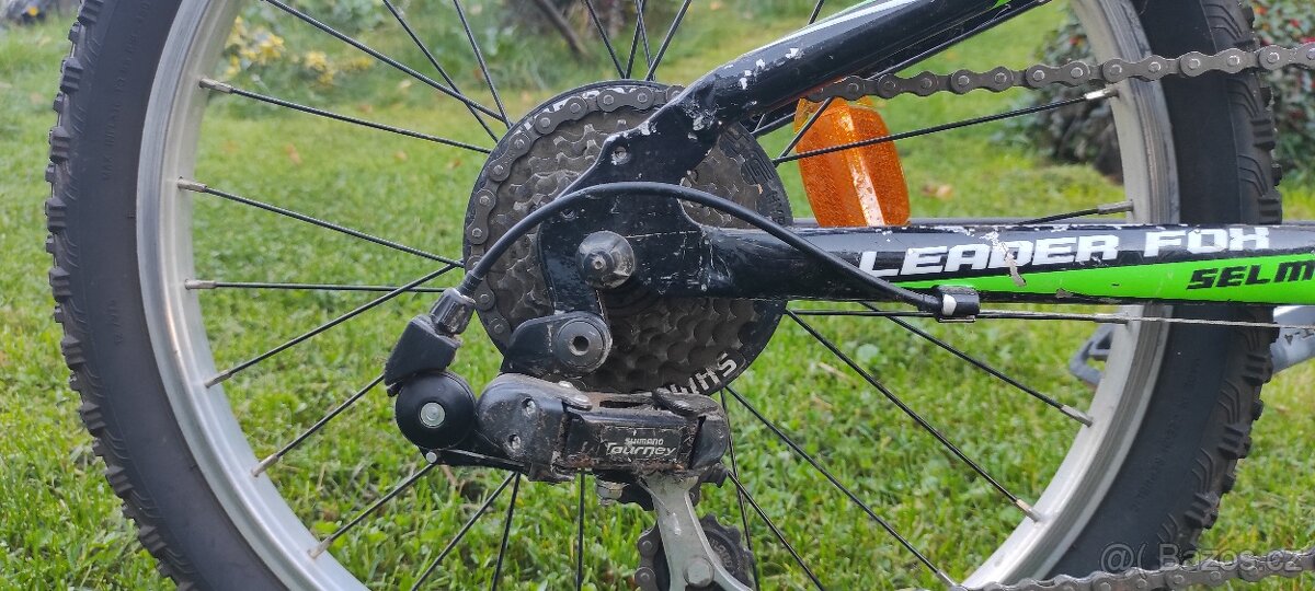 Kolo- zn. Lader Fox - 9