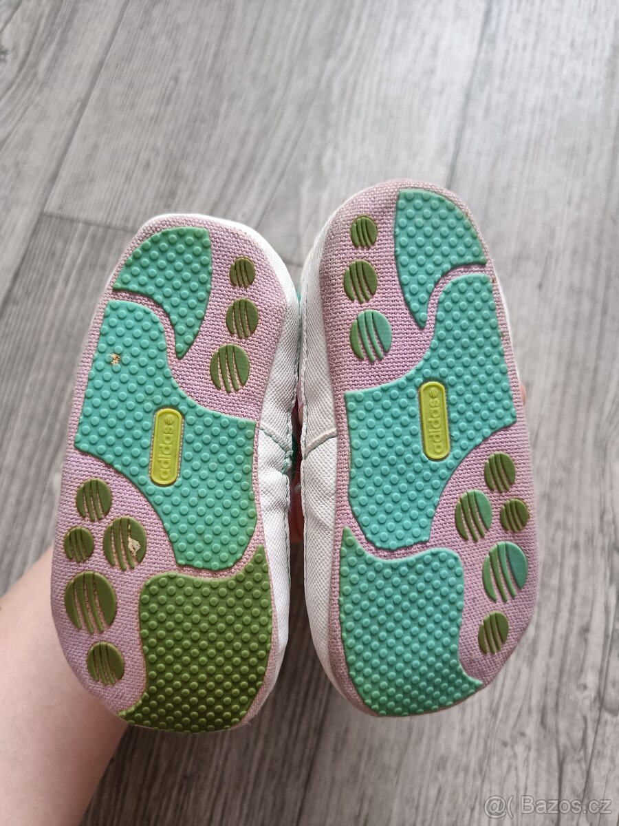 Capáčky Adidas vel. 19 - 9