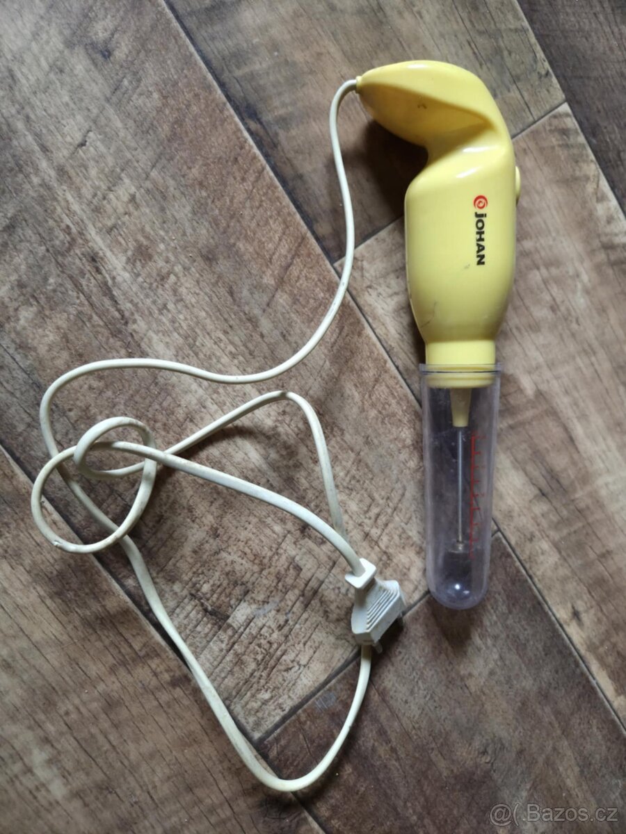 NÁDOBÍ, hrnek, hrnec, talíř aj. - 9