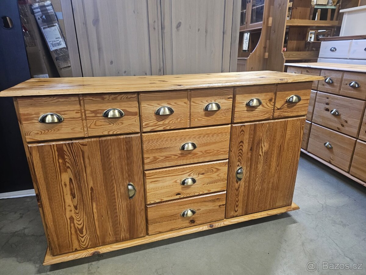Dřevěná komoda" - 9