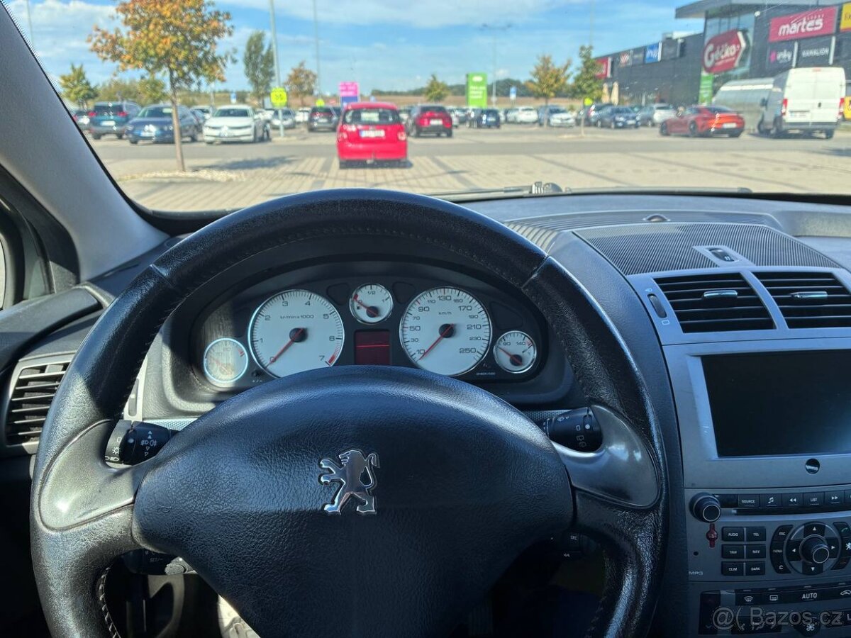 Prodám Peugeot 407 2.0 benzín, automat - 9