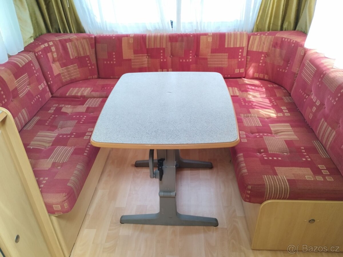 DETHLEFFS pro 4.Fr.postel. Mover+bat. Sprcha. 100km/h - 9