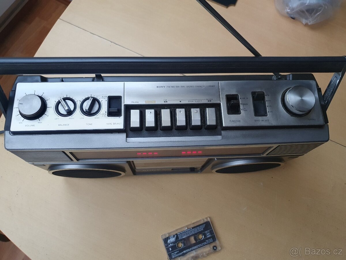 SONY CFS-65S Stereo Radio Cassette Boombox (1980) - 9