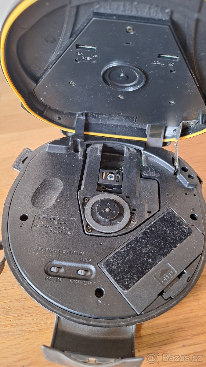 Sony D-FS18 / Discman - 9