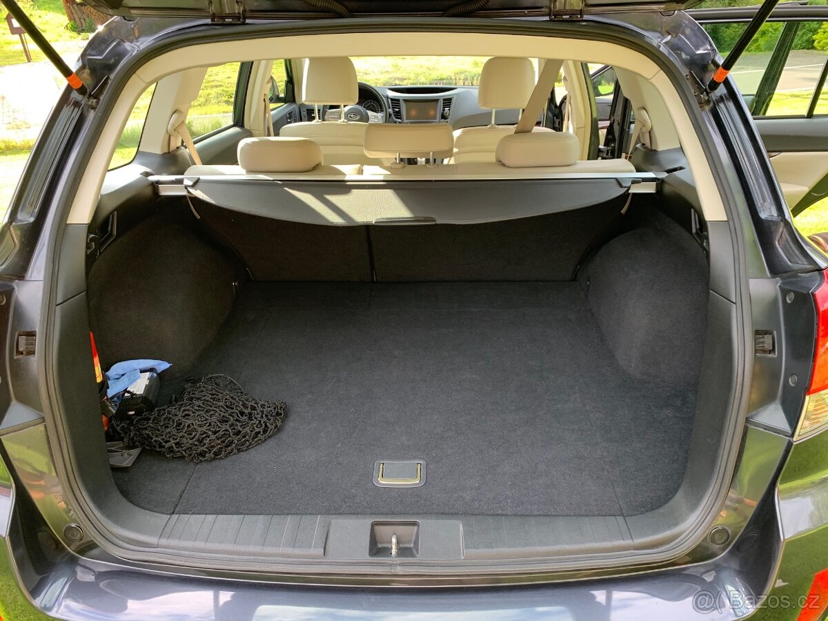 Subaru Outback 3.6R 191 kW - 9