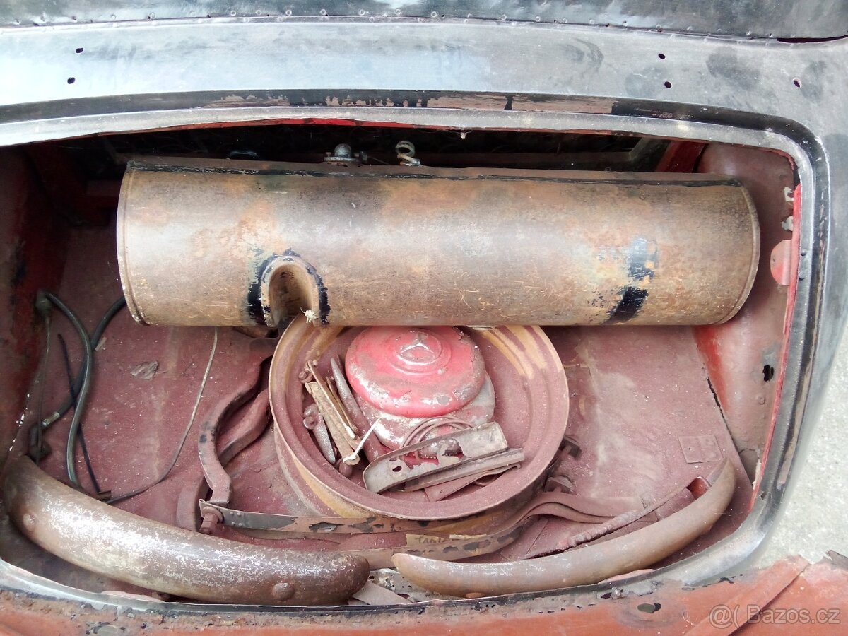 Mercedes 170 W15 - 9