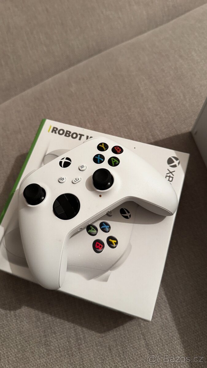 Herní konzole Xbox Series S - 500GB Robot White JAKONOVÝ - 9