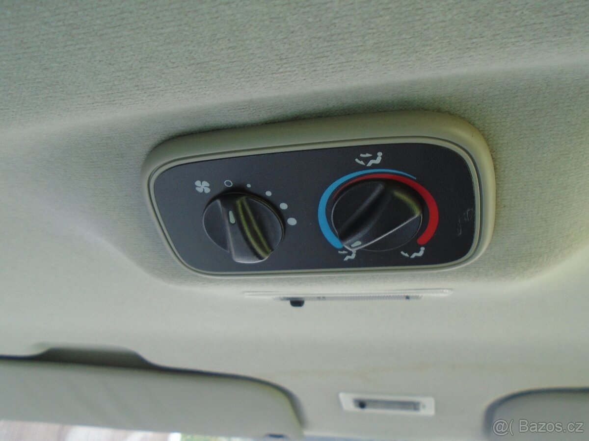 Ford Transit 2.2 TDCi L2H2 9 míst BUS, Klima - 9