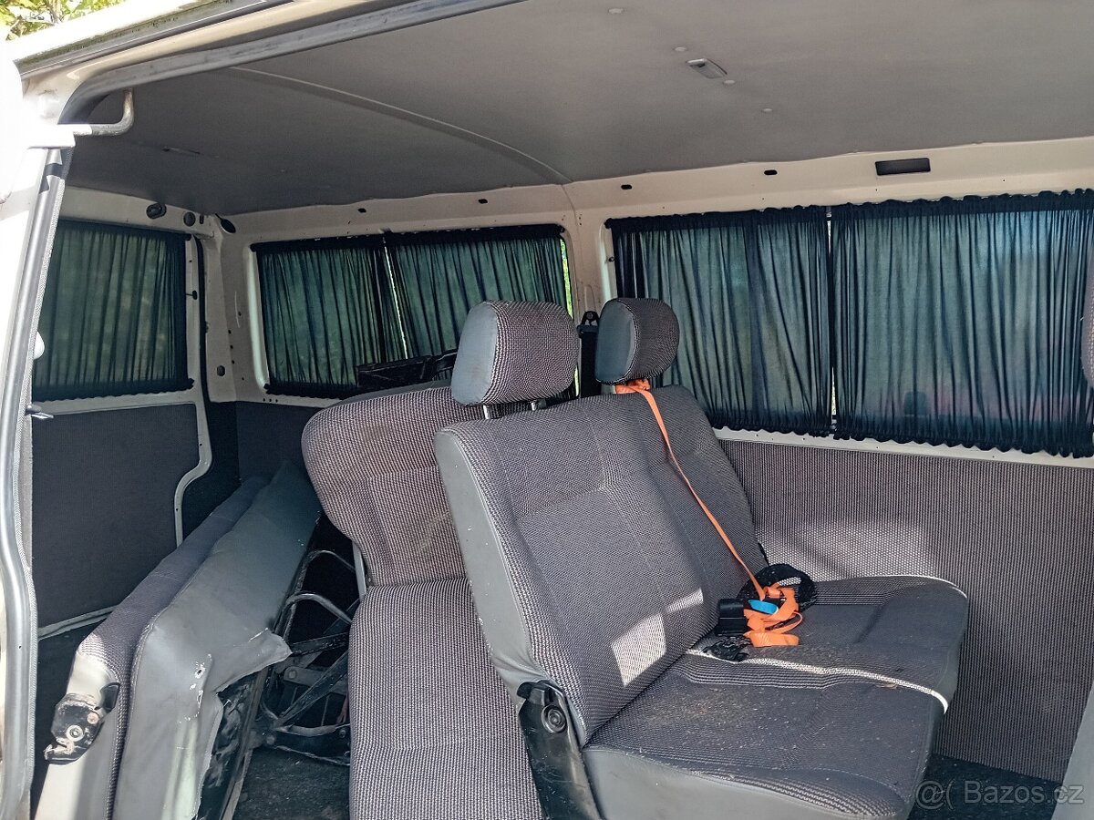 Vw Transportér t4 long 2.5tdi 75kw - 9