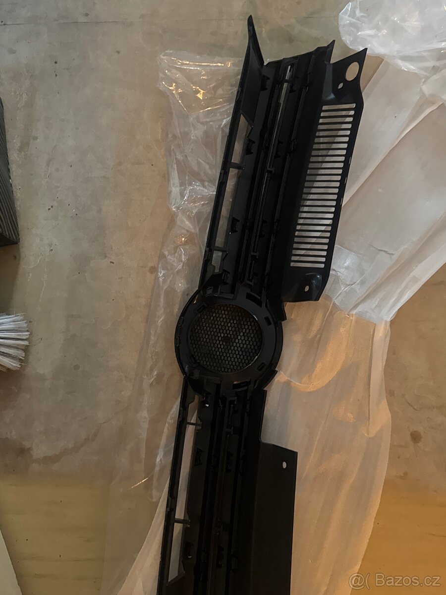 WW Golf přední maska a nárazník NOVÉ - 9