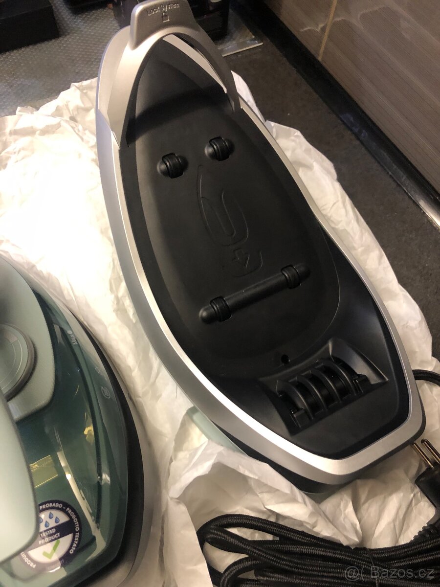 Bezdrátová napařovací žehlička Tefal fv6670e0 nová - 9