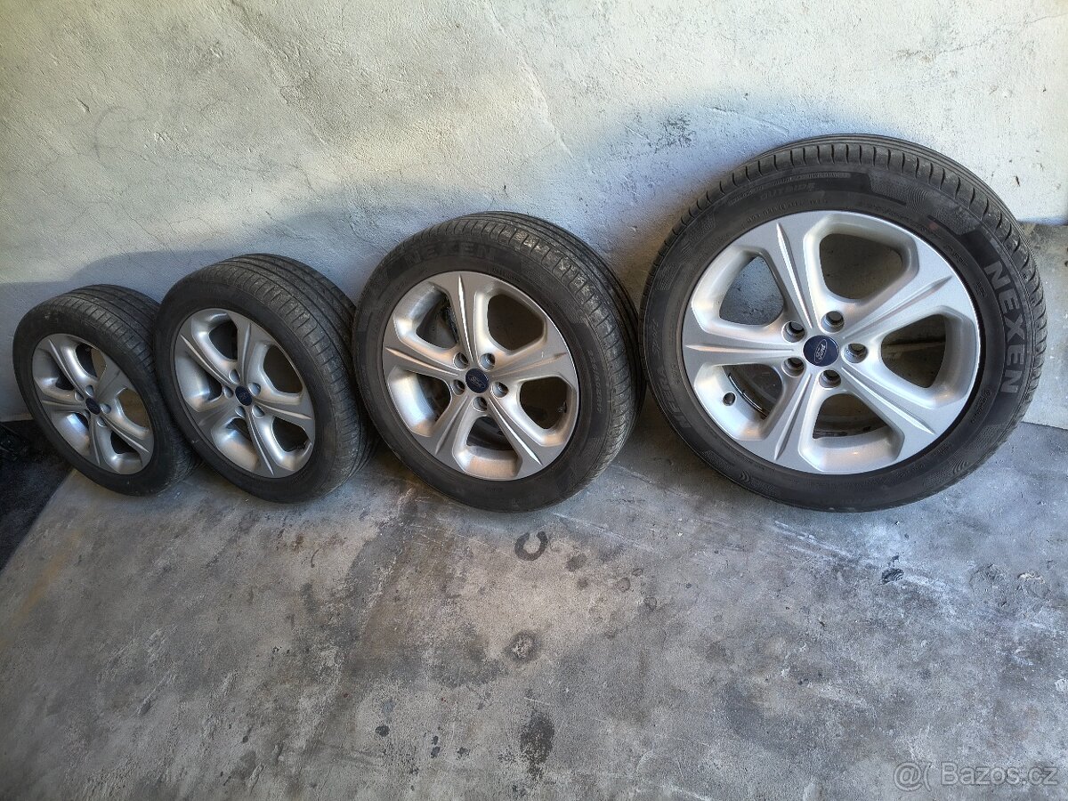 Pneu Ford Smax .Galaxy - 9