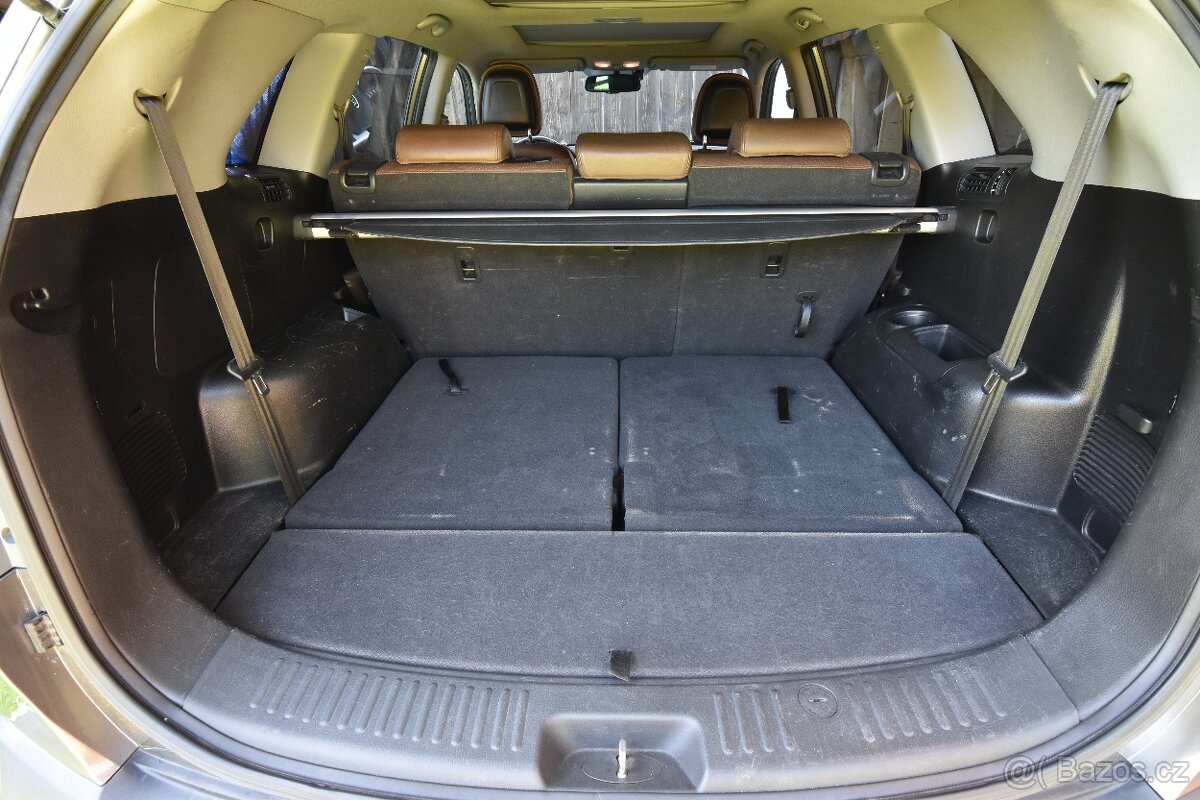 Kia Sorento 2.2 CRDI 145kw automat 4x4 7míst 2012 - 9