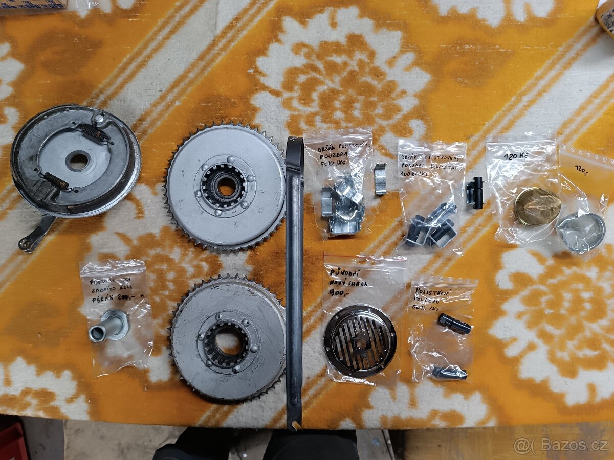 Jawa Pérák díly,rozeta,vicko, vzpěra,stojan - 9