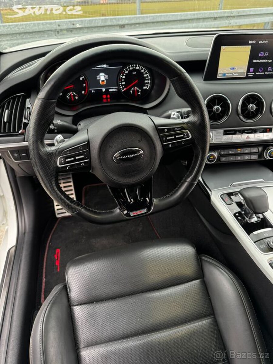 Kia Stinger GT 3.3 V6 2020 , Servis jen Kia - 9