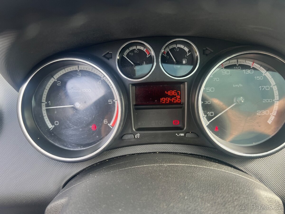 Zpět na výpis Peugeot 308SW 1,6HDi, r.2012 - 9