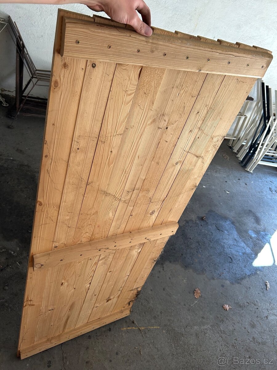 Bytelné kovové nohy pro zahradní nábytek – více variant - 9