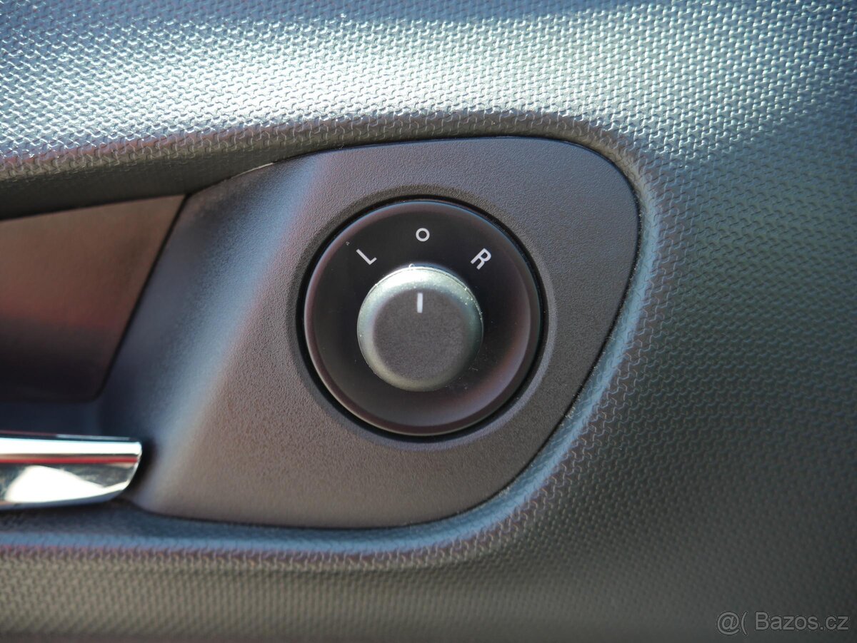 Opel Meriva 1.4i , 88 kW benzín, 2012 - 9