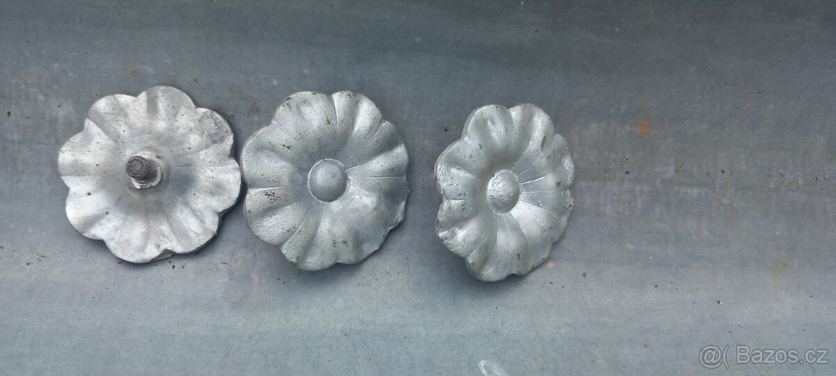 stará kovaná vrata - 9