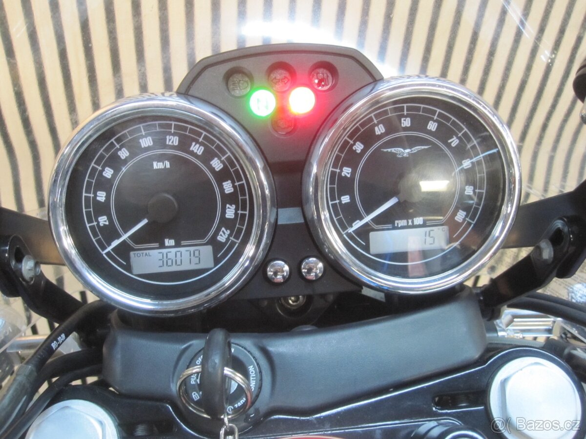MOTO GUZZI V7 - 9