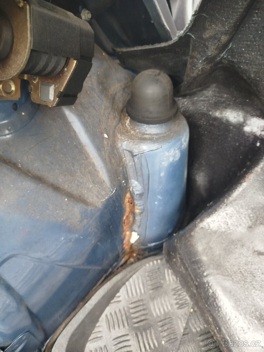 Škoda Forman GLX 1994 40kw BMM STK do 7/27 - 9