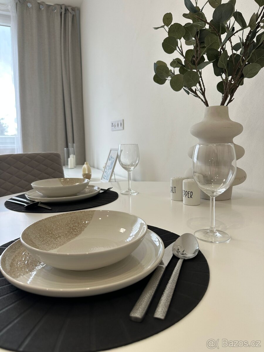 Prodej bytu 2+kk v Pardubicích - 9