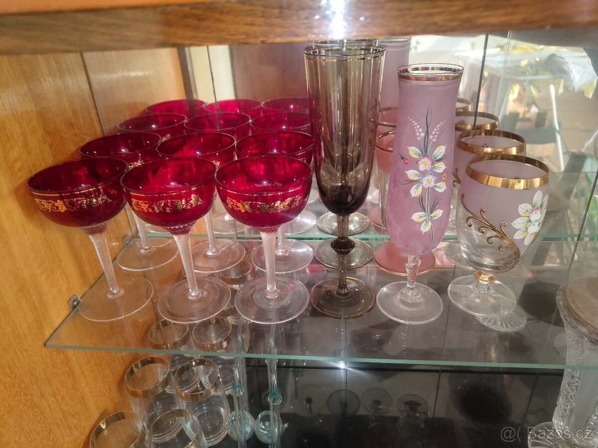 Set keramického nádobí - 9