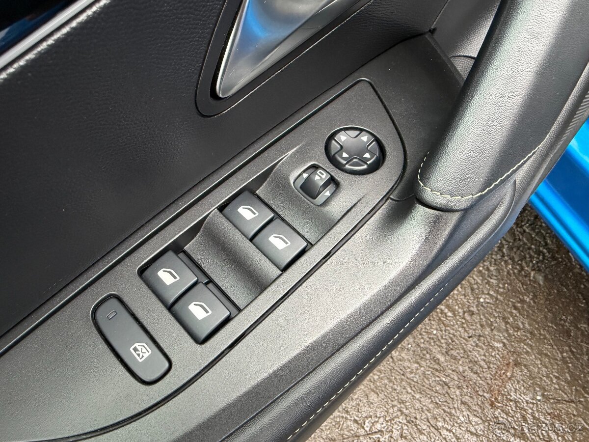 Peugeot 2008 GT 54t km e Záruka, ACC, LED - 9