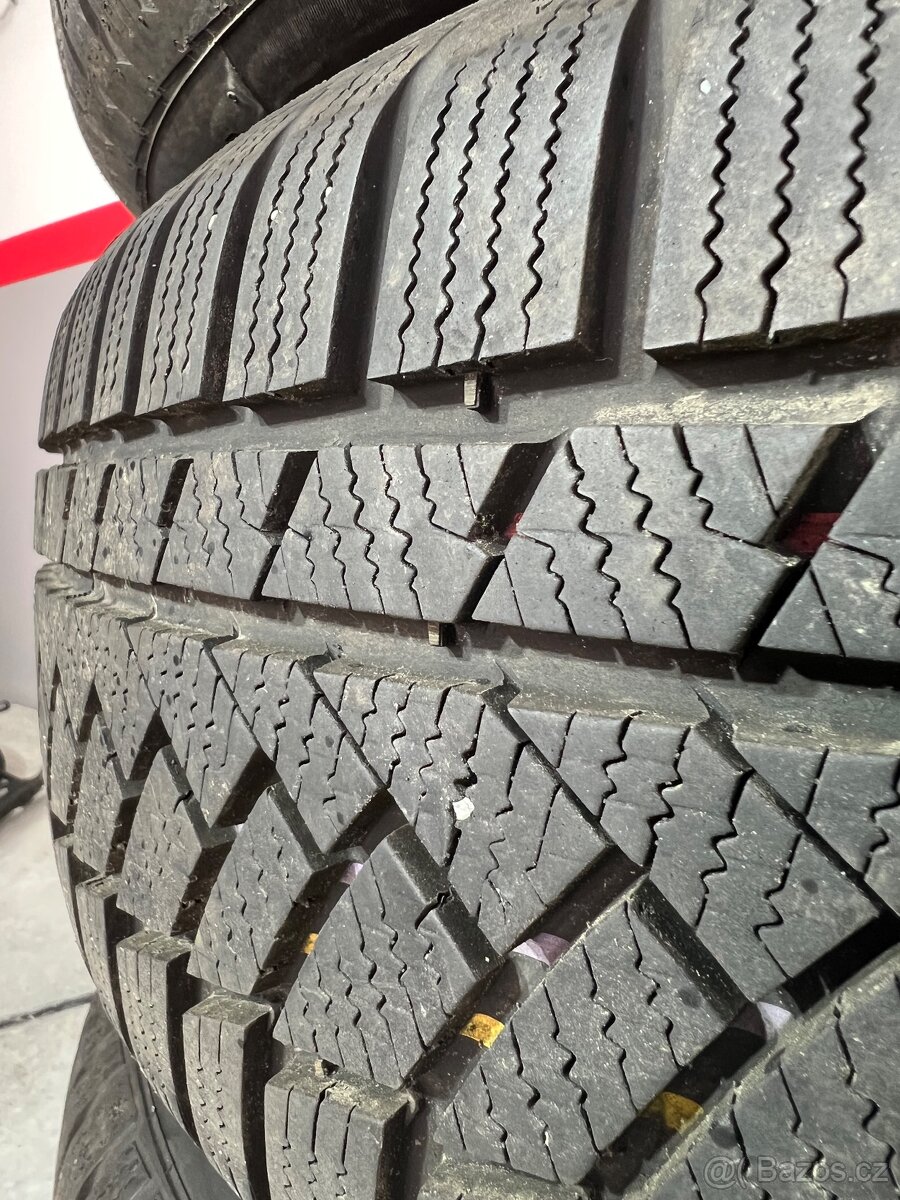 R18 235/60 7.5mm zimni - 9