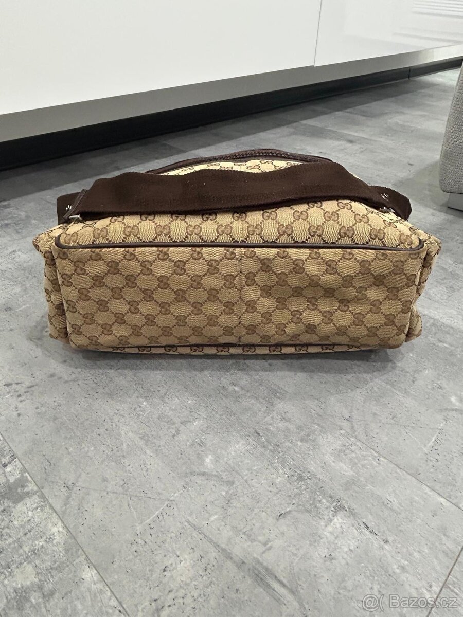 Gucci přebalovací taska - 9