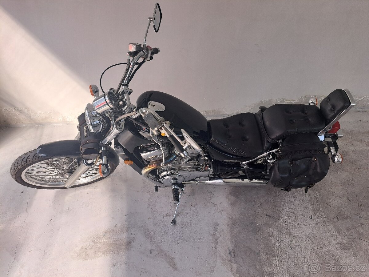 Suzuki VS 600 GL Intruder - 9