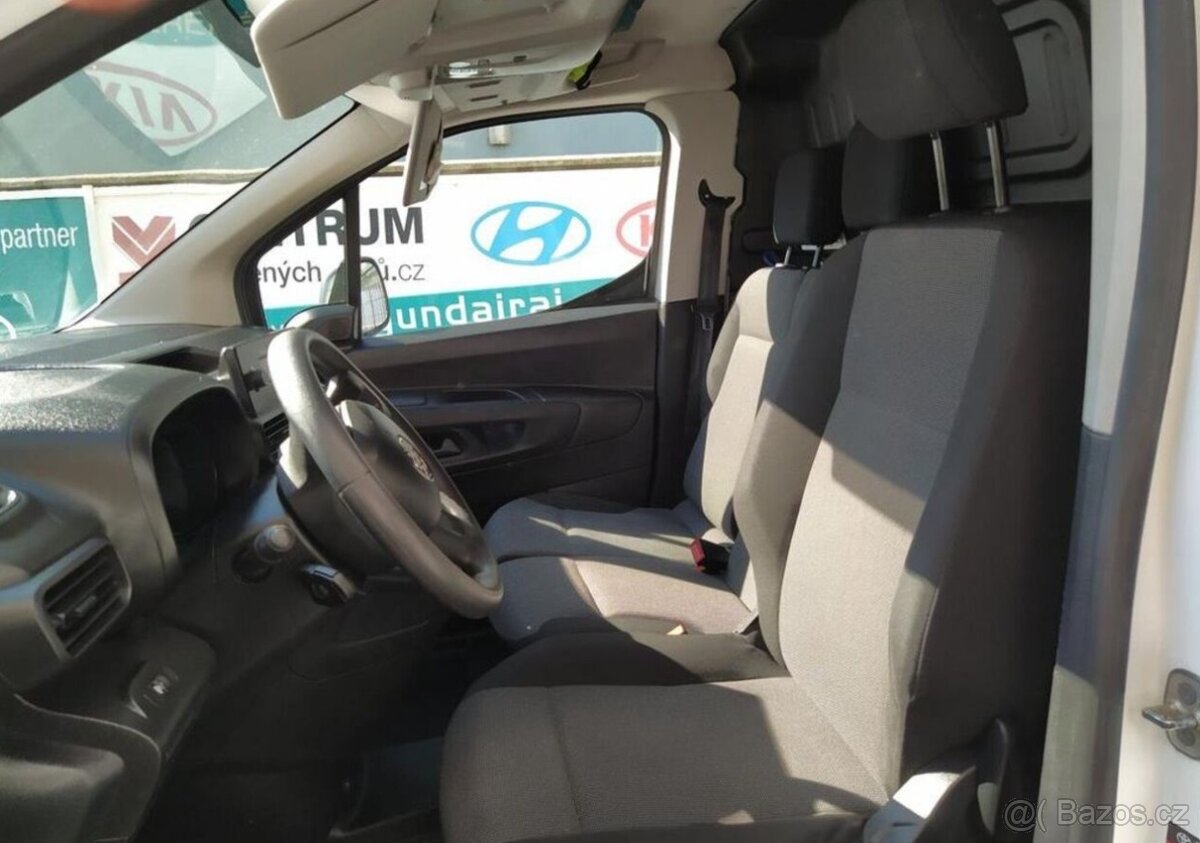 Toyota Proace 1.5-75kw-MOD.INTERIÉR - 9