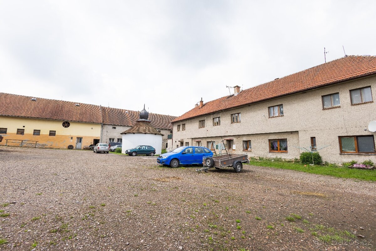 Statek Potštejn - Brná, se šesti byty ( 23.296m2 Pozemky) - 9