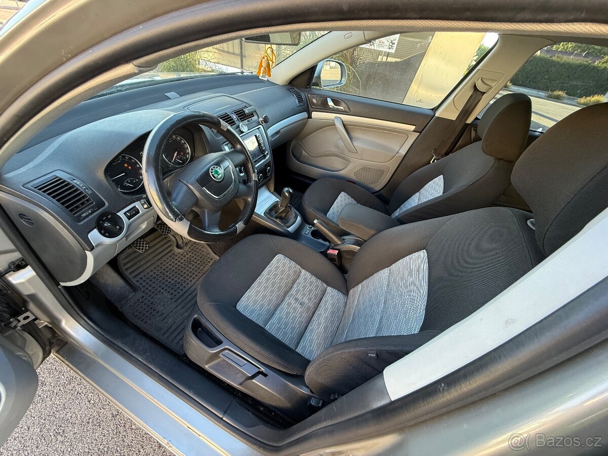 Škoda Octavia 1,6 TDi 77 kw - 9