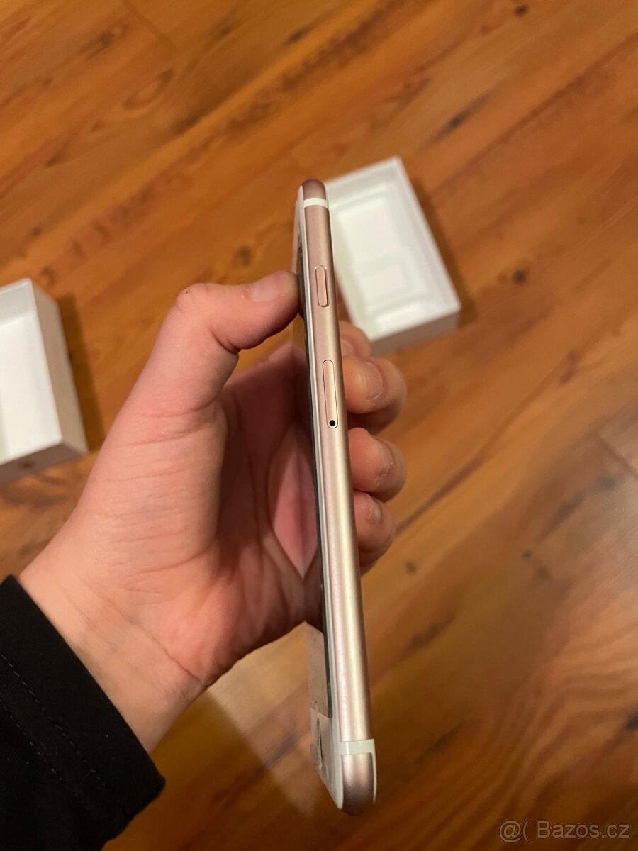 Apple iPhone 6S 32GB, růžově zlatá - 9