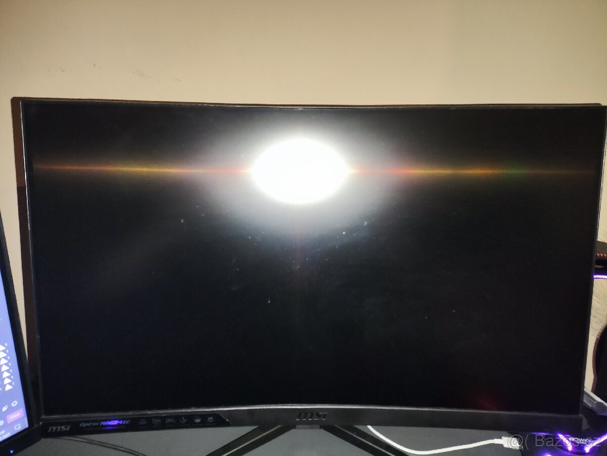 2x MSI prohlý monitor 24" - 9