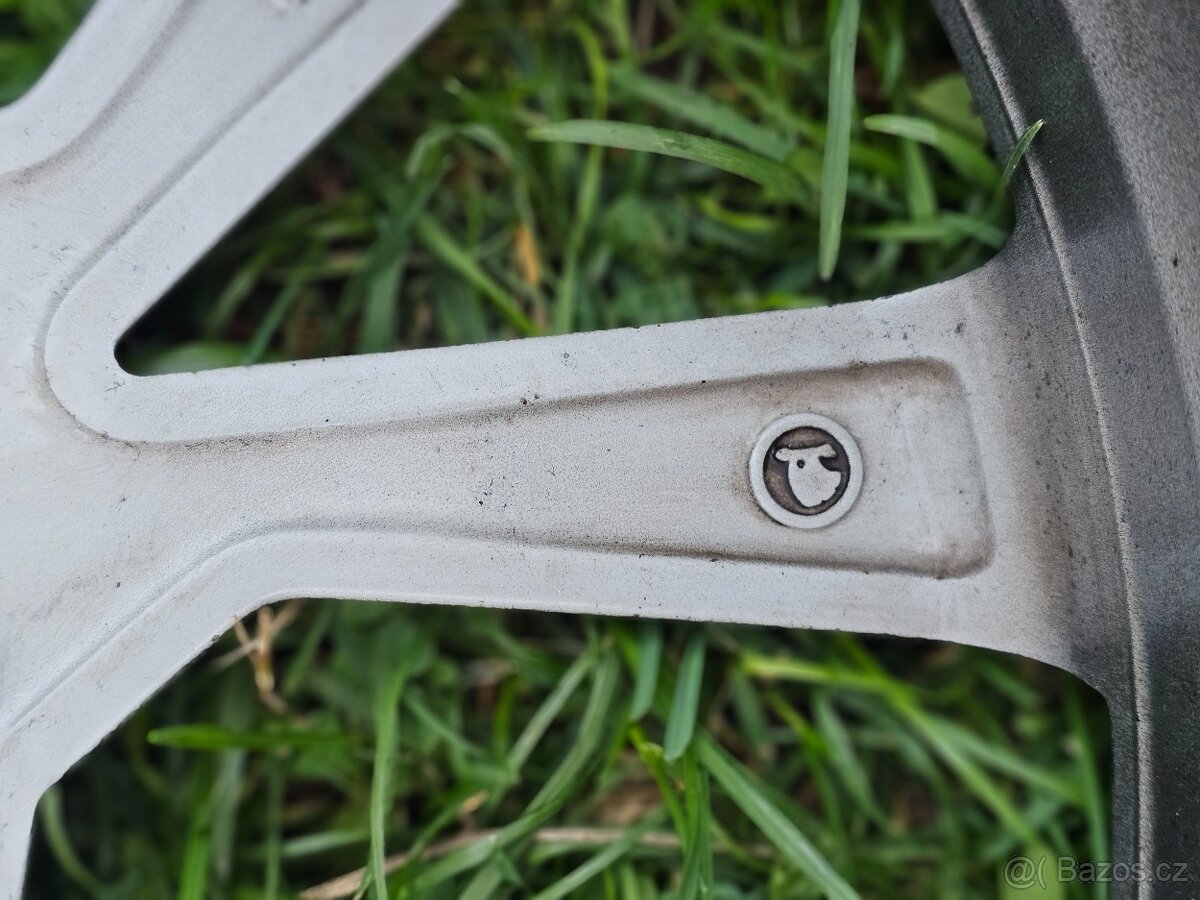 1x Alu disk Škoda X-TREM – 7,5Jx19 - Antracit - 9