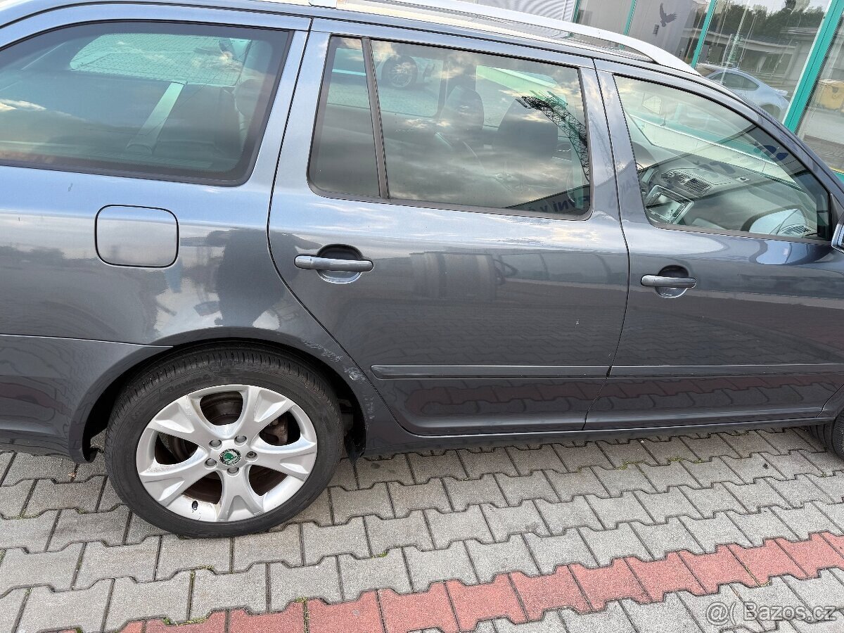 Škoda Octavia 1.2Tsi combi, automat - 9