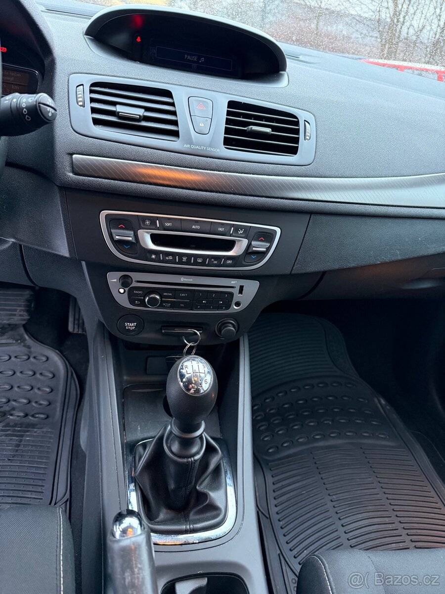 Renault Mégane 1.5 Dci keyless, servis, nová STK - 9