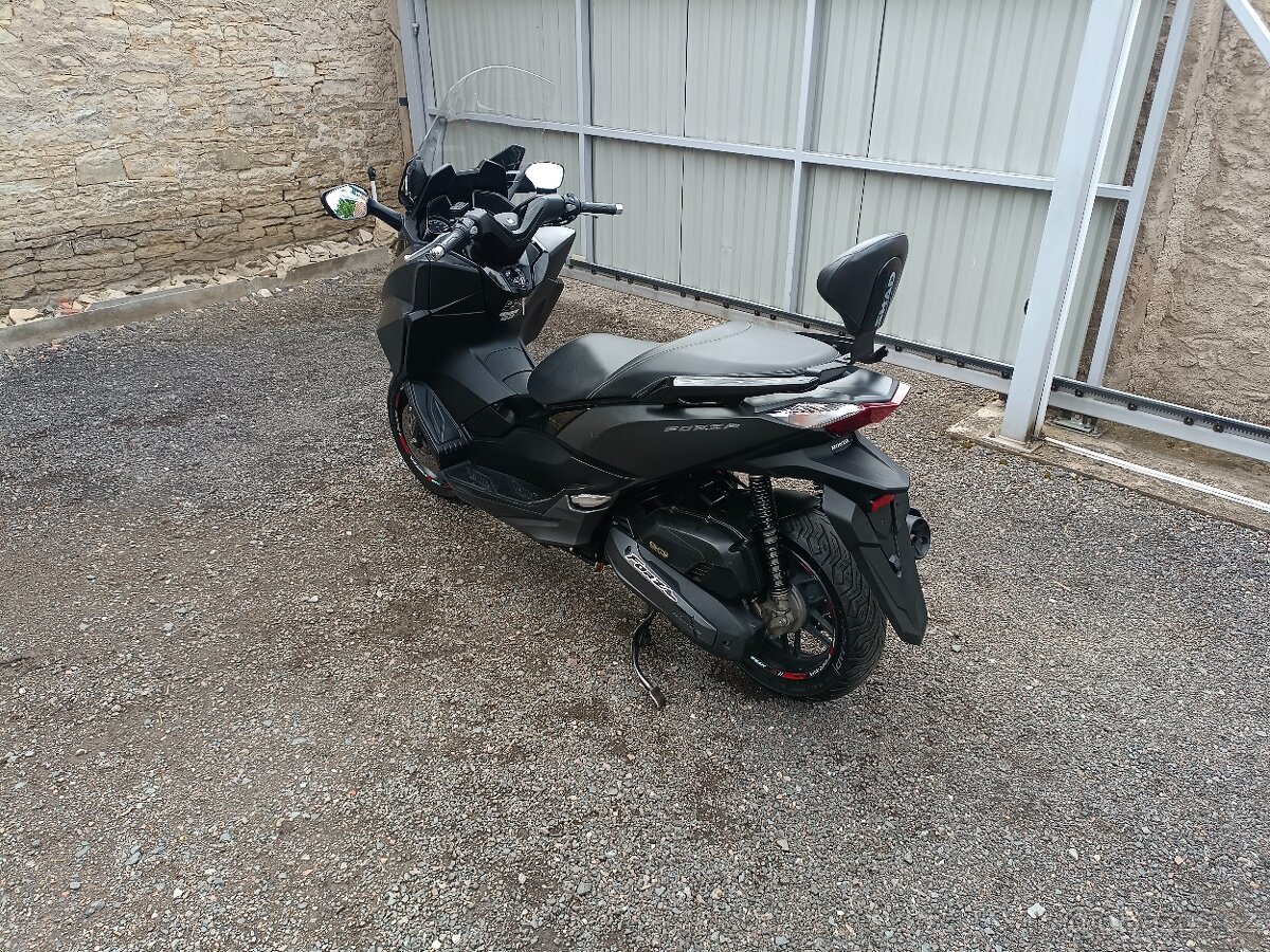 Honda Forza 125i ABS Cz doklady v ceně - 9
